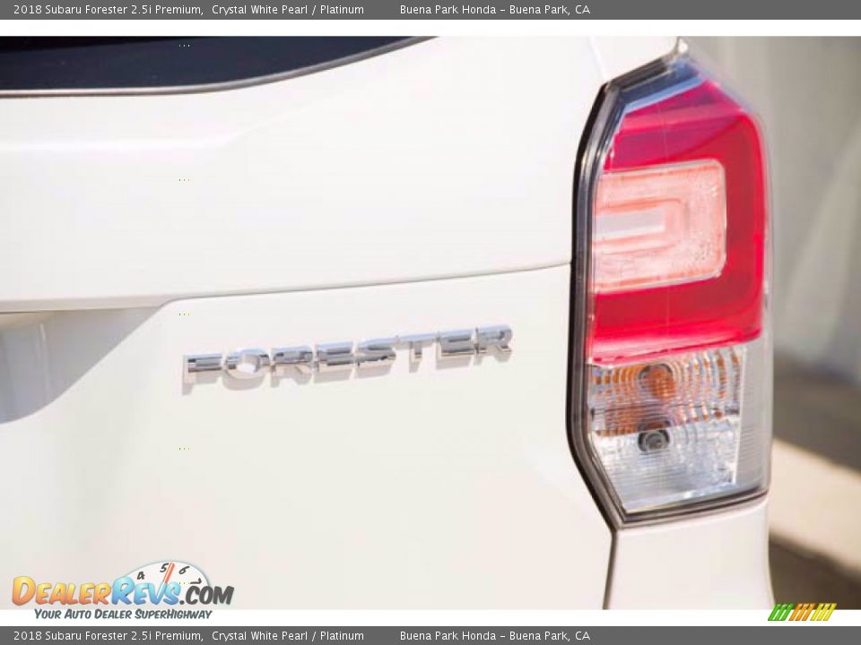 2018 Subaru Forester 2.5i Premium Crystal White Pearl / Platinum Photo #13