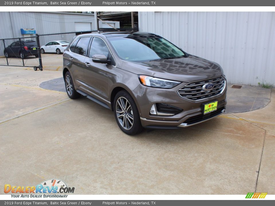 2019 Ford Edge Titanium Baltic Sea Green / Ebony Photo #2