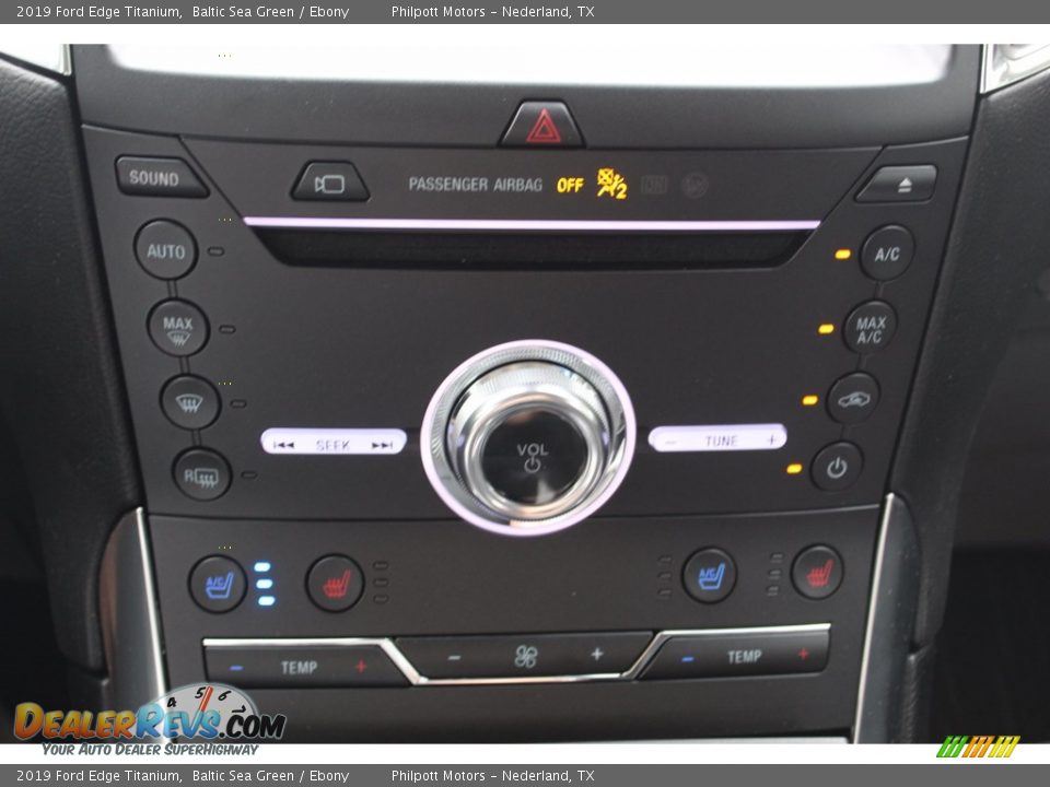 2019 Ford Edge Titanium Baltic Sea Green / Ebony Photo #15