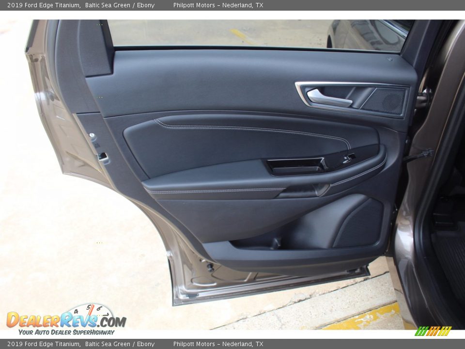 2019 Ford Edge Titanium Baltic Sea Green / Ebony Photo #17