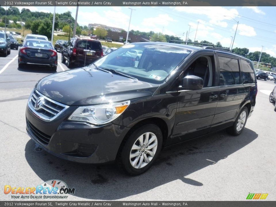 2012 Volkswagen Routan SE Twilight Gray Metallic / Aero Gray Photo #6