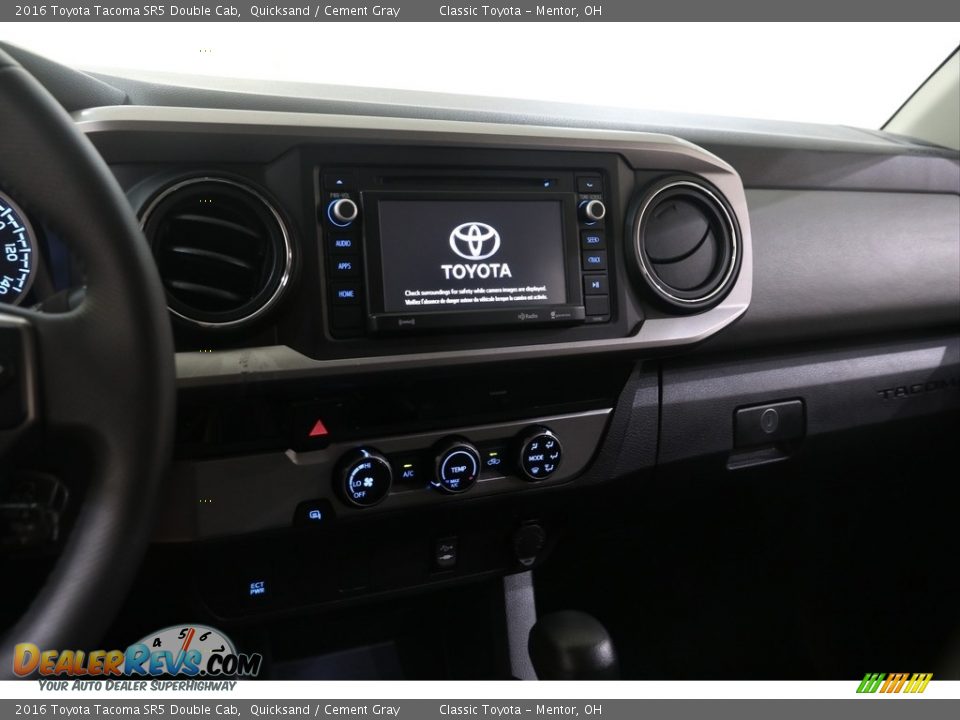 Controls of 2016 Toyota Tacoma SR5 Double Cab Photo #9