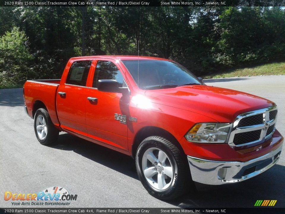 2020 Ram 1500 Classic Tradesman Crew Cab 4x4 Flame Red / Black/Diesel Gray Photo #4