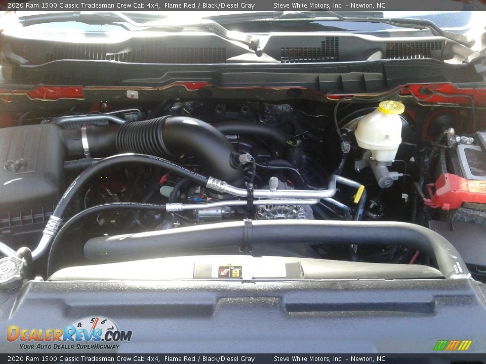 2020 Ram 1500 Classic Tradesman Crew Cab 4x4 Flame Red / Black/Diesel Gray Photo #10