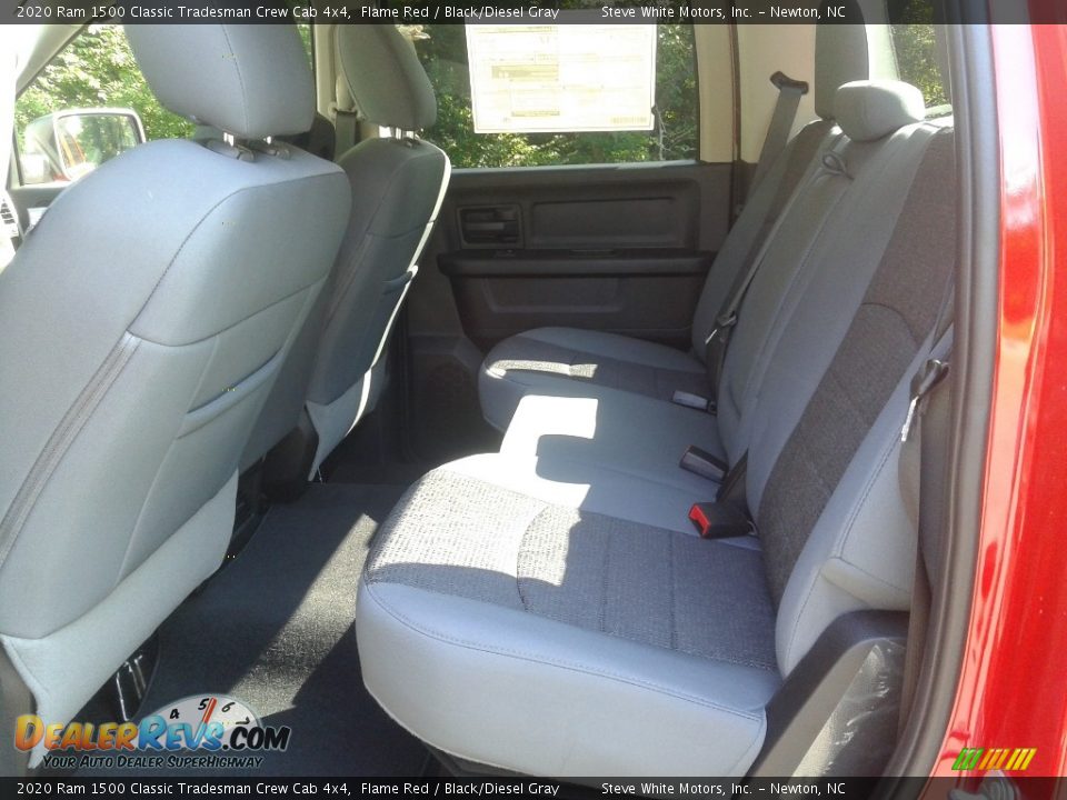 2020 Ram 1500 Classic Tradesman Crew Cab 4x4 Flame Red / Black/Diesel Gray Photo #13