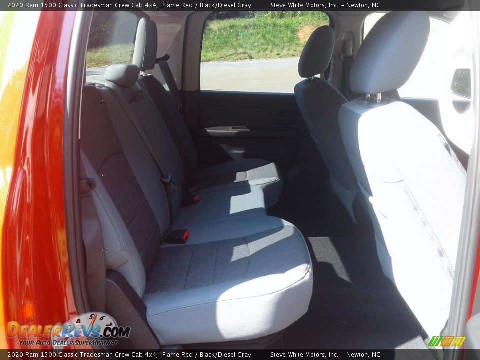 2020 Ram 1500 Classic Tradesman Crew Cab 4x4 Flame Red / Black/Diesel Gray Photo #15