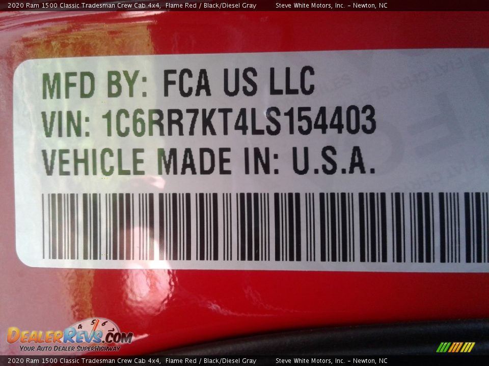 2020 Ram 1500 Classic Tradesman Crew Cab 4x4 Flame Red / Black/Diesel Gray Photo #25