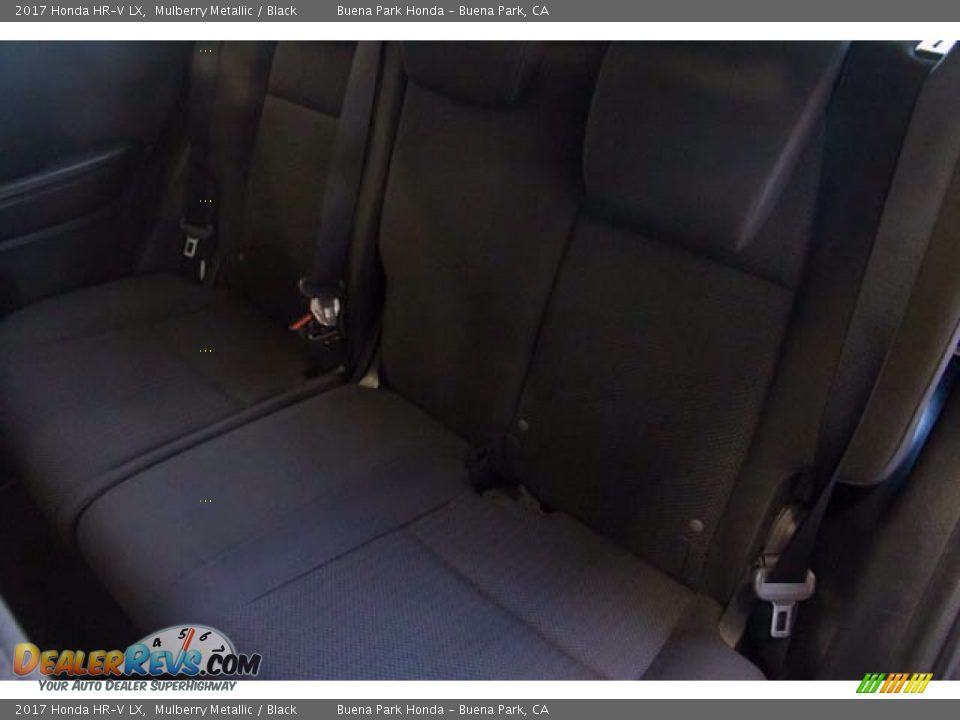 2017 Honda HR-V LX Mulberry Metallic / Black Photo #17