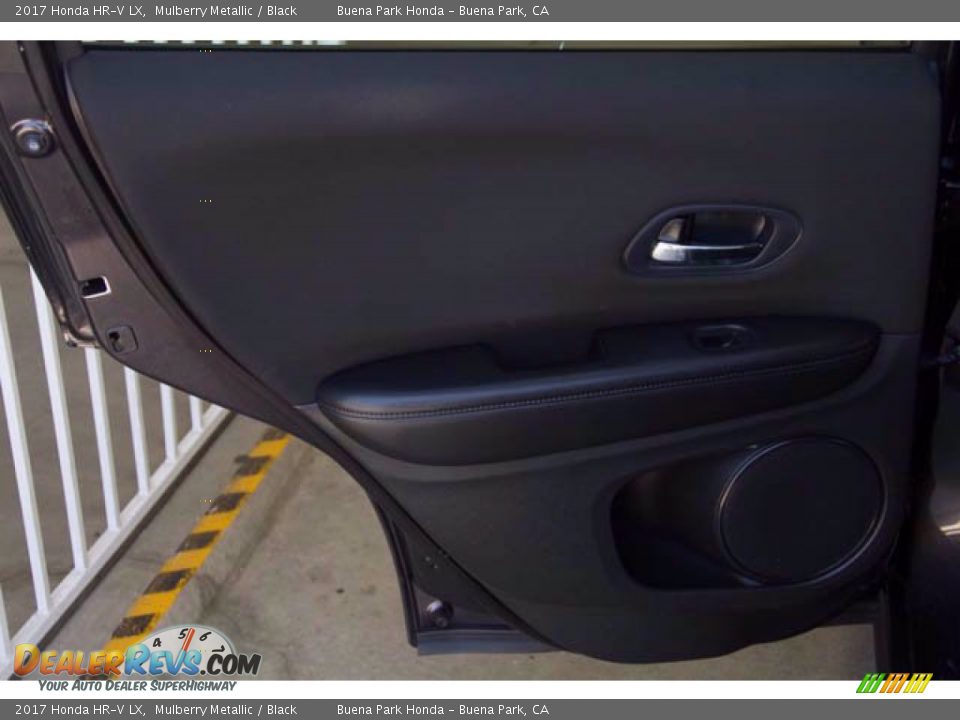 2017 Honda HR-V LX Mulberry Metallic / Black Photo #28