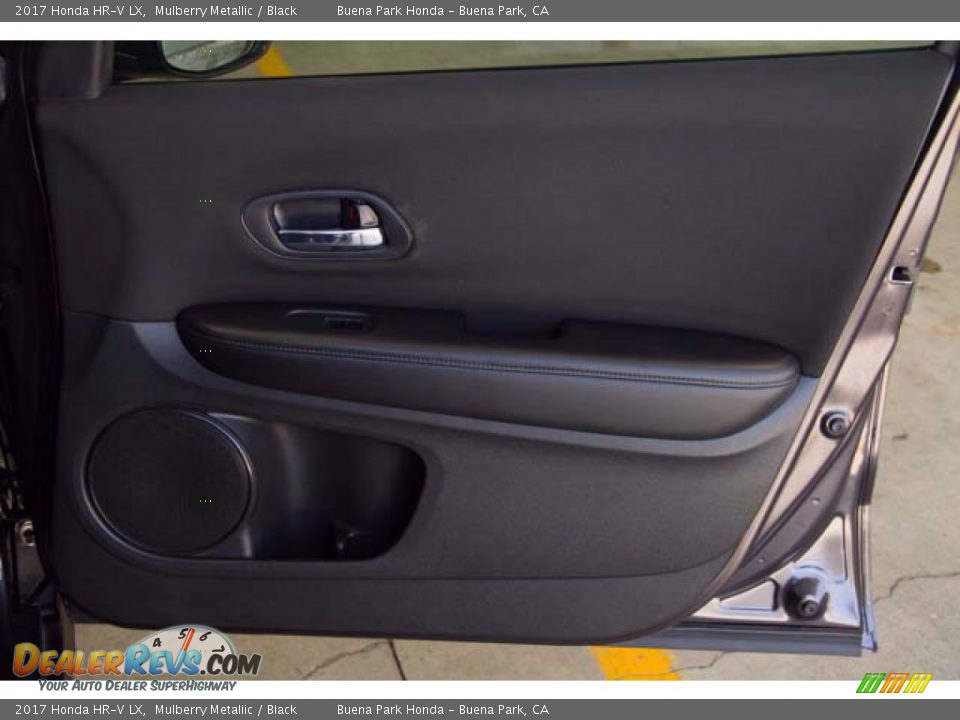 2017 Honda HR-V LX Mulberry Metallic / Black Photo #30