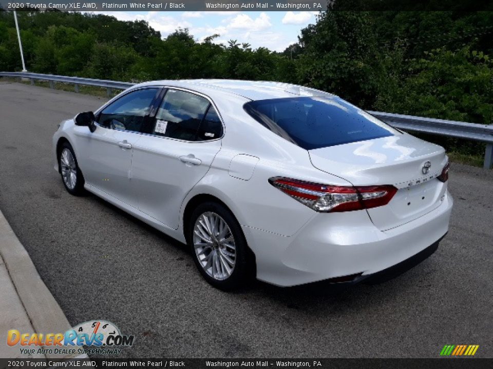 2020 Toyota Camry XLE AWD Platinum White Pearl / Black Photo #2