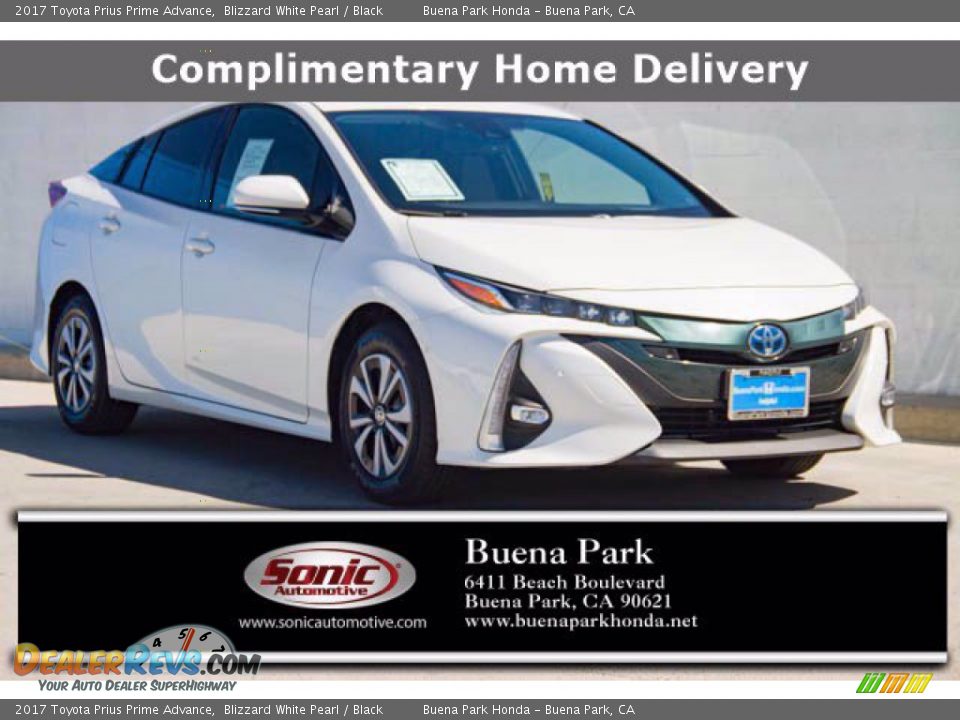 2017 Toyota Prius Prime Advance Blizzard White Pearl / Black Photo #1