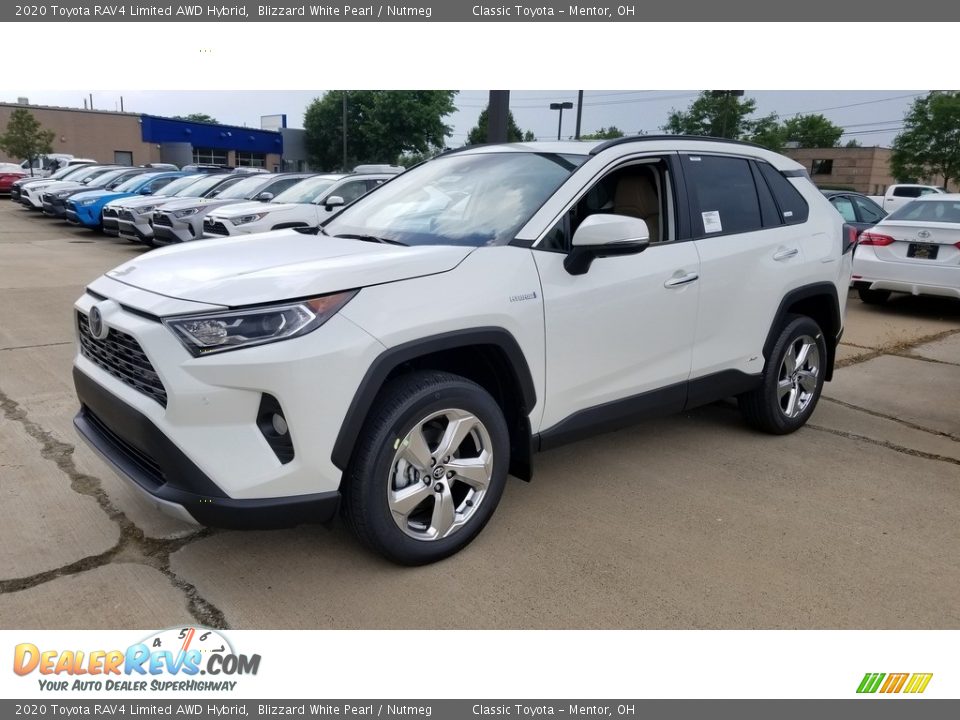 Front 3/4 View of 2020 Toyota RAV4 Limited AWD Hybrid Photo #1