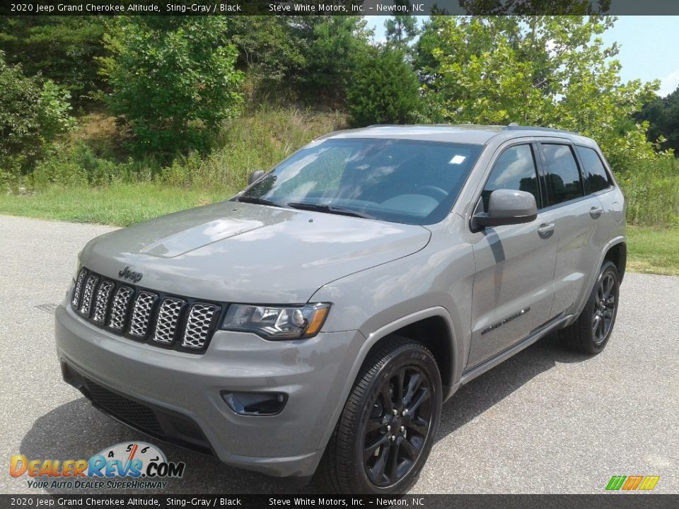 2020 Jeep Grand Cherokee Altitude Sting-Gray / Black Photo #2