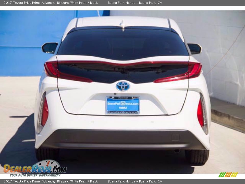 2017 Toyota Prius Prime Advance Blizzard White Pearl / Black Photo #9