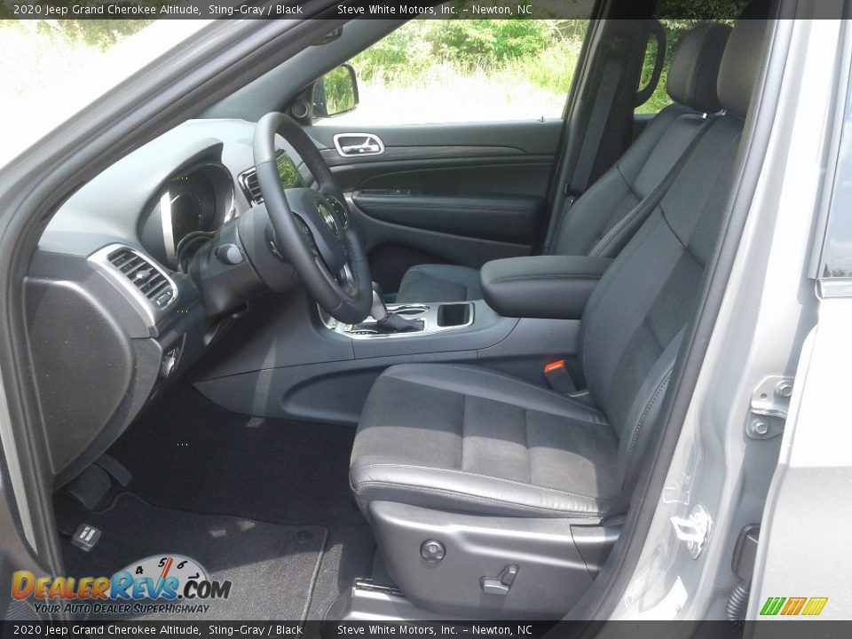 2020 Jeep Grand Cherokee Altitude Sting-Gray / Black Photo #11