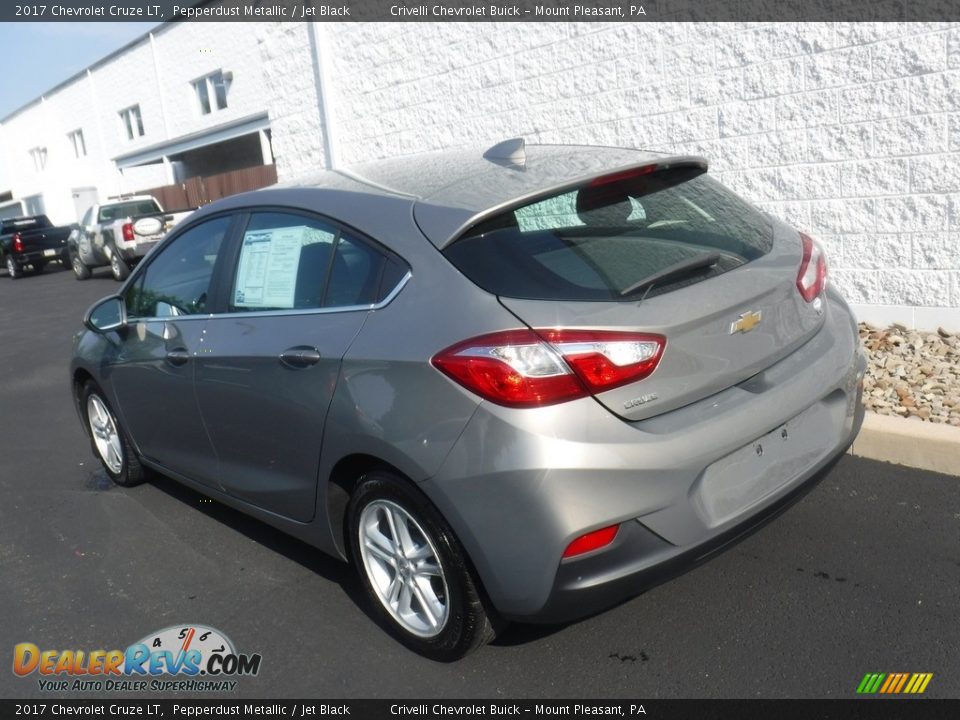 2017 Chevrolet Cruze LT Pepperdust Metallic / Jet Black Photo #9