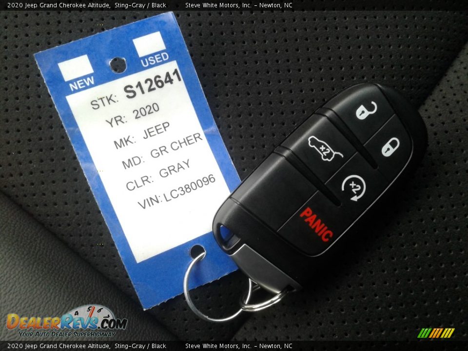 2020 Jeep Grand Cherokee Altitude Sting-Gray / Black Photo #28