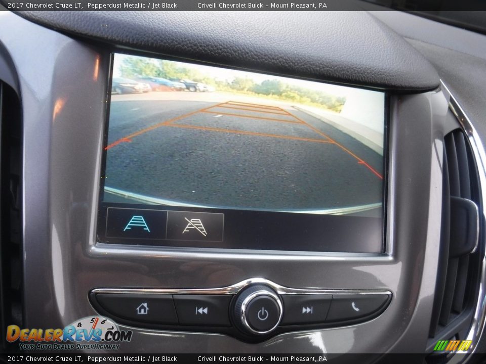 2017 Chevrolet Cruze LT Pepperdust Metallic / Jet Black Photo #20