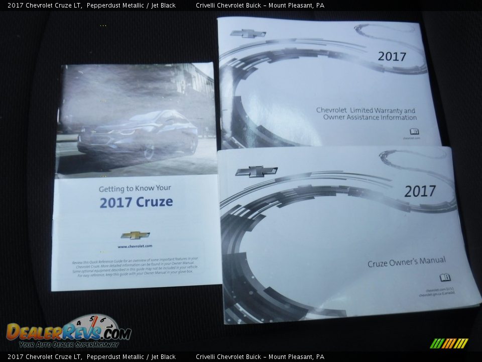 2017 Chevrolet Cruze LT Pepperdust Metallic / Jet Black Photo #29