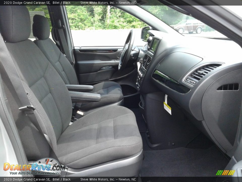 Front Seat of 2020 Dodge Grand Caravan SE Photo #16