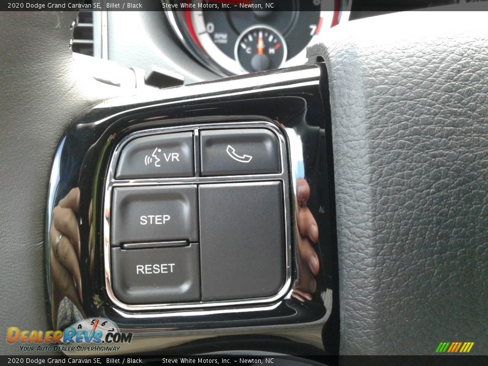 2020 Dodge Grand Caravan SE Steering Wheel Photo #18
