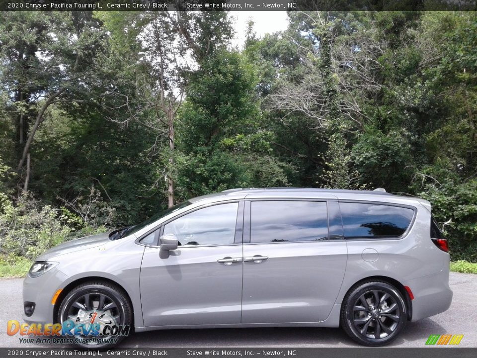 Ceramic Grey 2020 Chrysler Pacifica Touring L Photo #1
