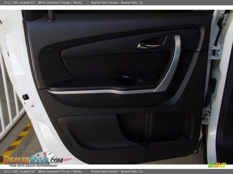 2012 GMC Acadia SLT White Diamond Tricoat / Ebony Photo #26