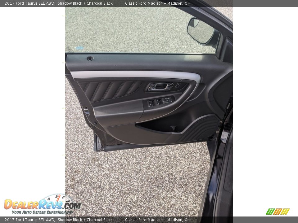2017 Ford Taurus SEL AWD Shadow Black / Charcoal Black Photo #6