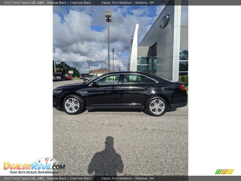 2017 Ford Taurus SEL AWD Shadow Black / Charcoal Black Photo #10