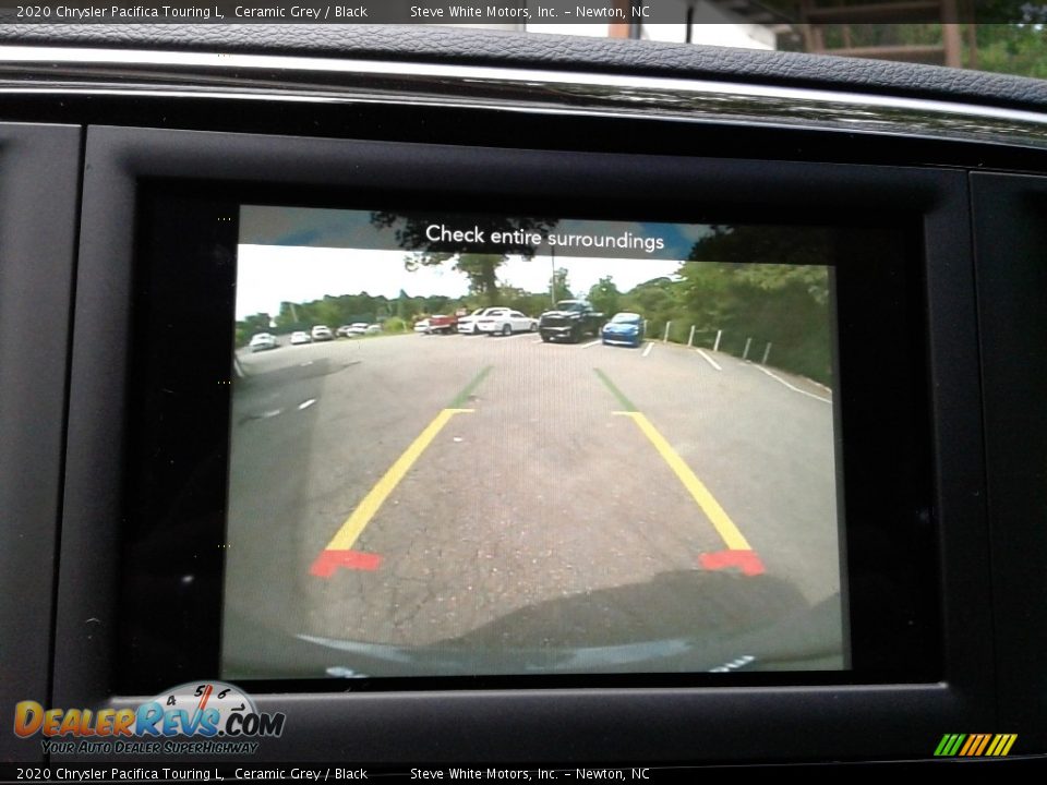 2020 Chrysler Pacifica Touring L Ceramic Grey / Black Photo #26