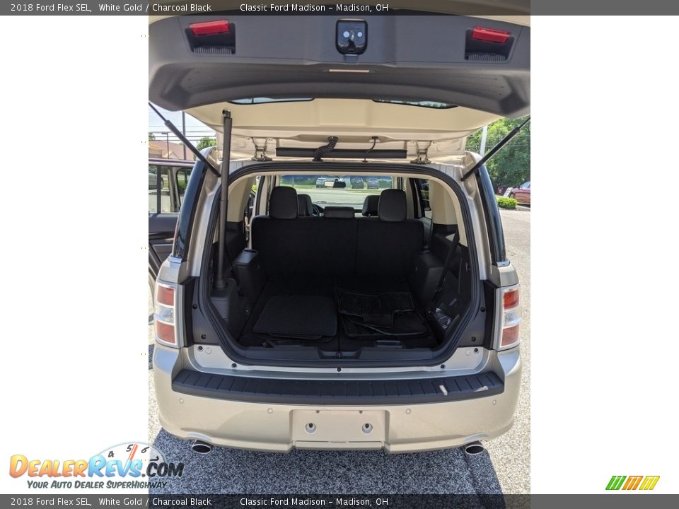 2018 Ford Flex SEL White Gold / Charcoal Black Photo #2