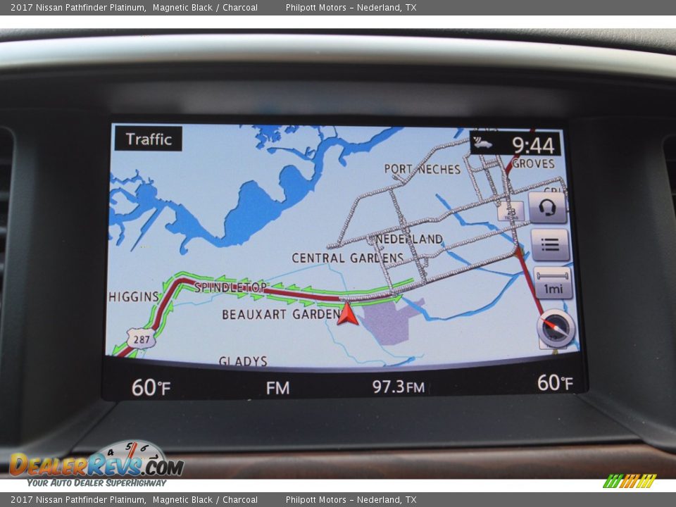 2017 Nissan Pathfinder Platinum Magnetic Black / Charcoal Photo #13