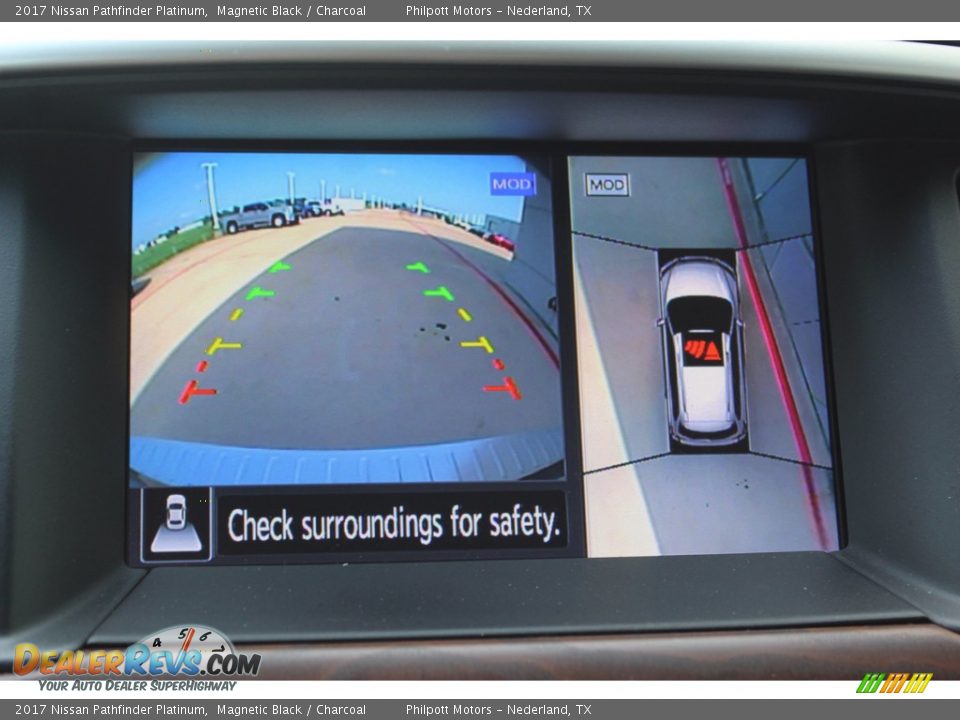2017 Nissan Pathfinder Platinum Magnetic Black / Charcoal Photo #16