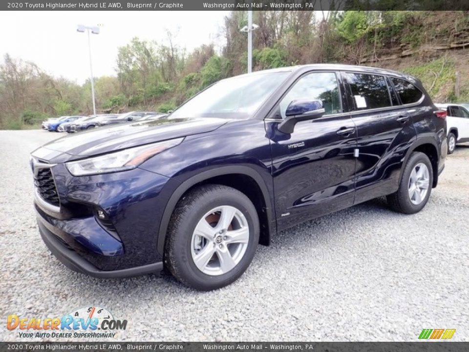 Front 3/4 View of 2020 Toyota Highlander Hybrid LE AWD Photo #7