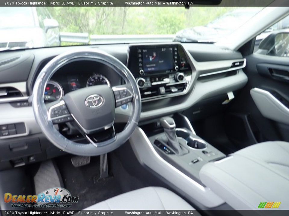 Graphite Interior - 2020 Toyota Highlander Hybrid LE AWD Photo #12