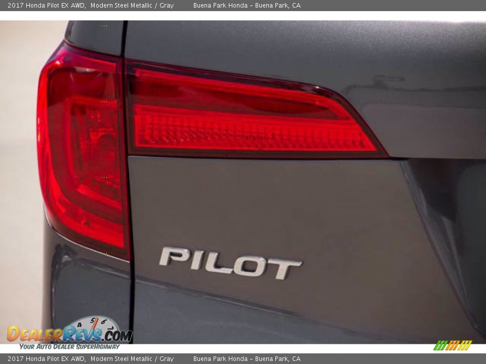 2017 Honda Pilot EX AWD Modern Steel Metallic / Gray Photo #10