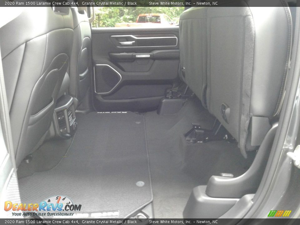 2020 Ram 1500 Laramie Crew Cab 4x4 Granite Crystal Metallic / Black Photo #14