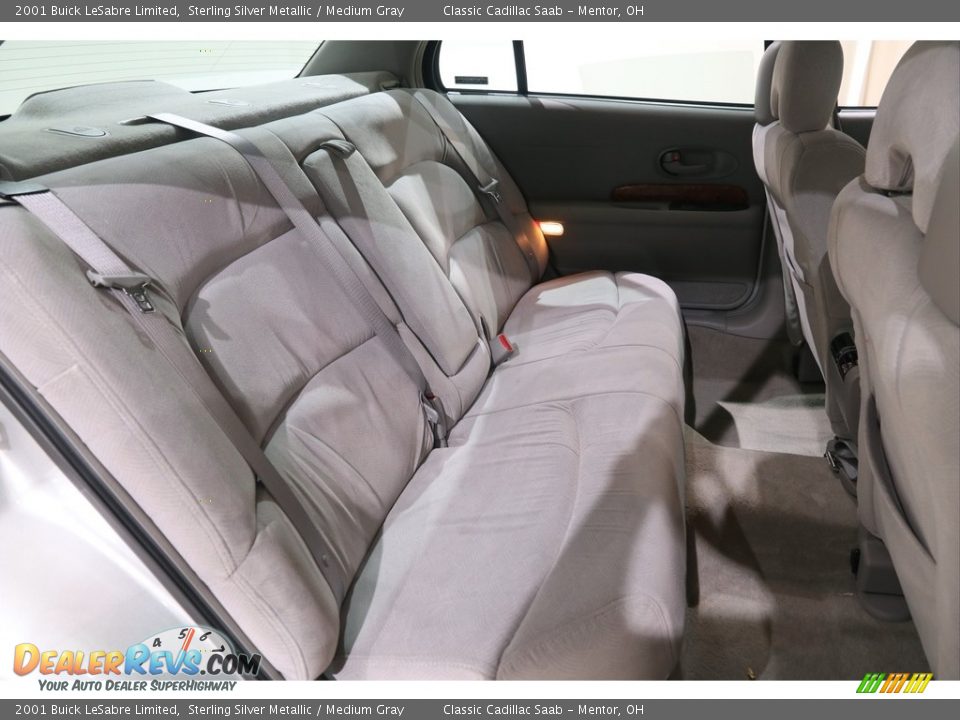 2001 Buick LeSabre Limited Sterling Silver Metallic / Medium Gray Photo #18