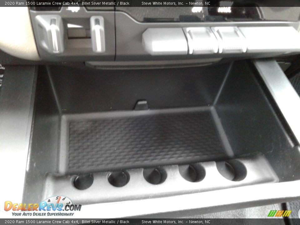 2020 Ram 1500 Laramie Crew Cab 4x4 Billet Silver Metallic / Black Photo #29