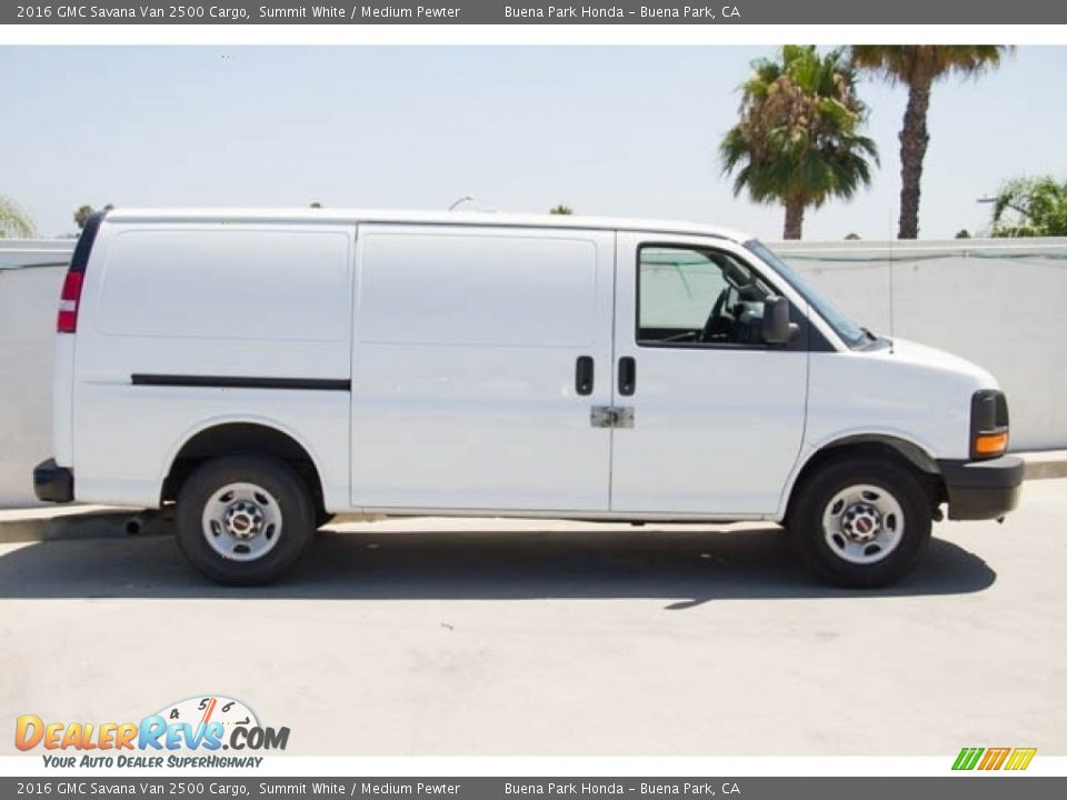 Summit White 2016 GMC Savana Van 2500 Cargo Photo #12