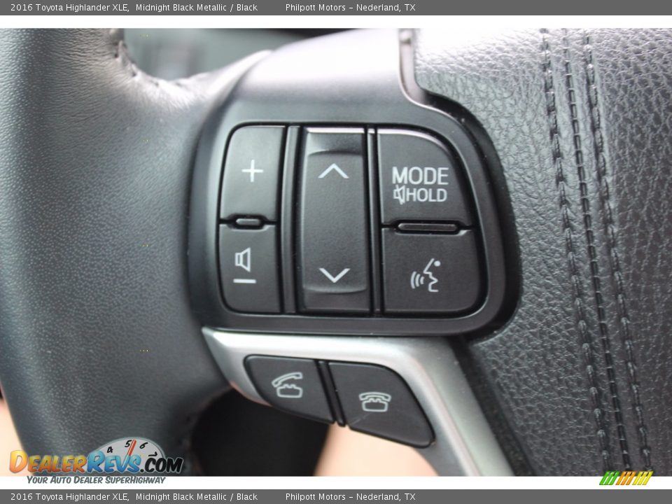 2016 Toyota Highlander XLE Midnight Black Metallic / Black Photo #11