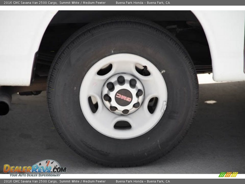 2016 GMC Savana Van 2500 Cargo Wheel Photo #30