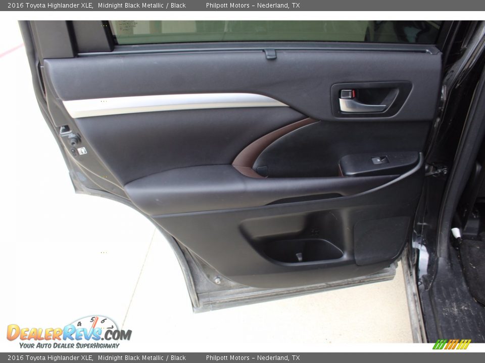 2016 Toyota Highlander XLE Midnight Black Metallic / Black Photo #20