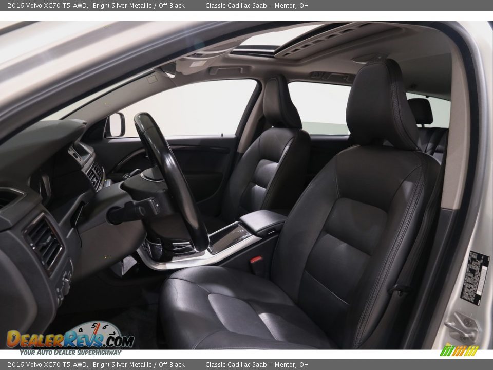 2016 Volvo XC70 T5 AWD Bright Silver Metallic / Off Black Photo #5