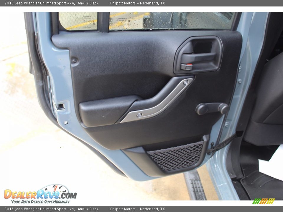 2015 Jeep Wrangler Unlimited Sport 4x4 Anvil / Black Photo #17