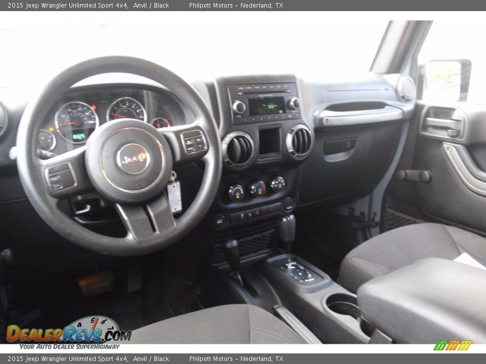 2015 Jeep Wrangler Unlimited Sport 4x4 Anvil / Black Photo #19