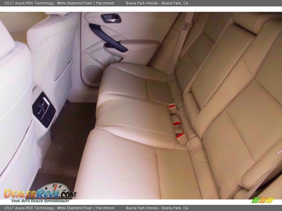 2017 Acura RDX Technology White Diamond Pearl / Parchment Photo #4