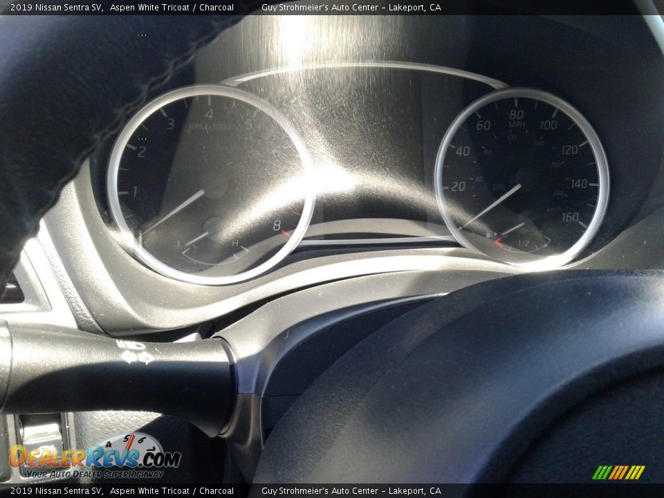 2019 Nissan Sentra SV Aspen White Tricoat / Charcoal Photo #5