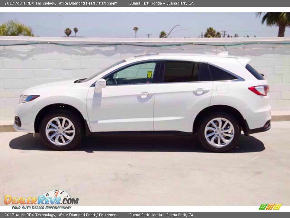 2017 Acura RDX Technology White Diamond Pearl / Parchment Photo #10